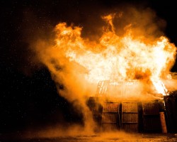 Miten selvitä terrori-iskusta