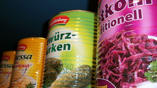 Säilykepurkin avaaminen ilman purkinavaajaa